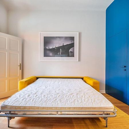 Quiet City Center Apartment In Hip & Foodie Area Prag Exteriör bild