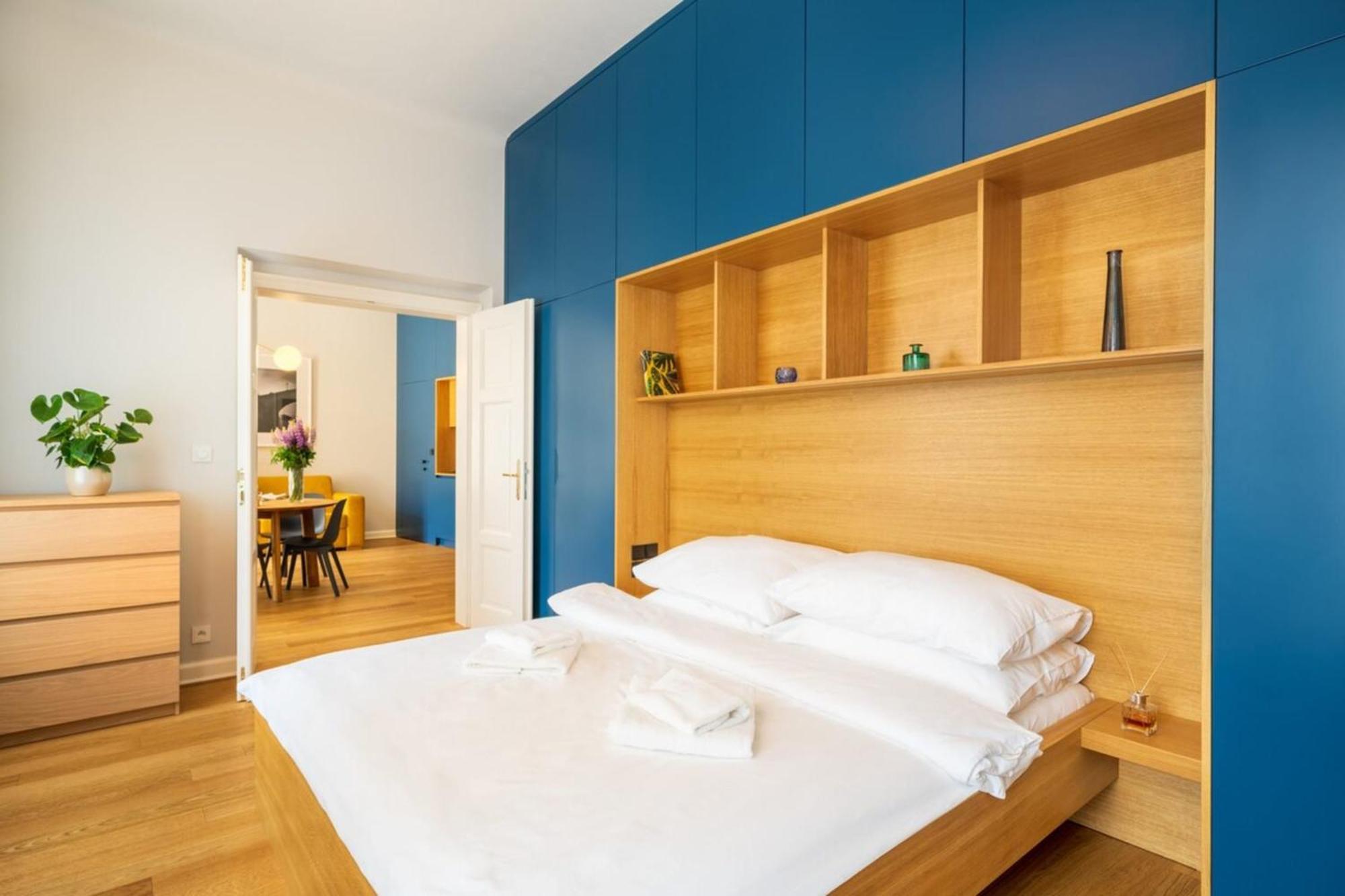 Quiet City Center Apartment In Hip & Foodie Area Prag Exteriör bild